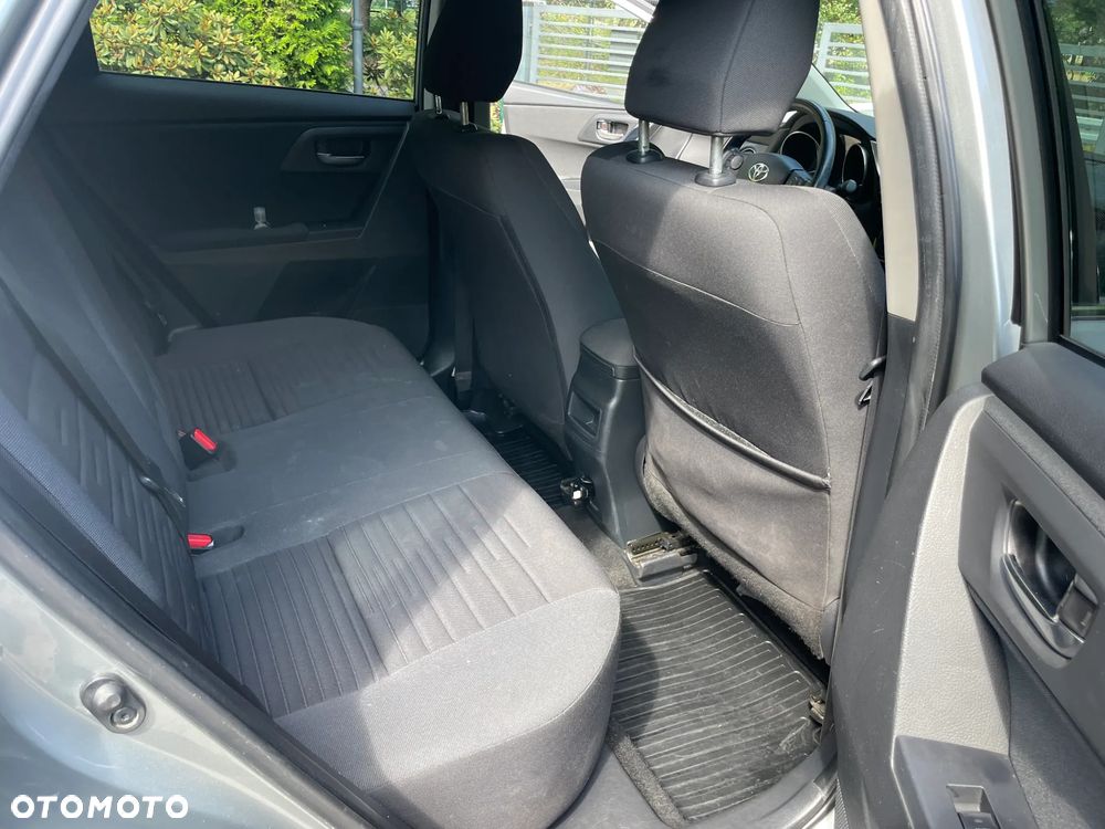 Toyota Auris 1.6 Comfort - 10