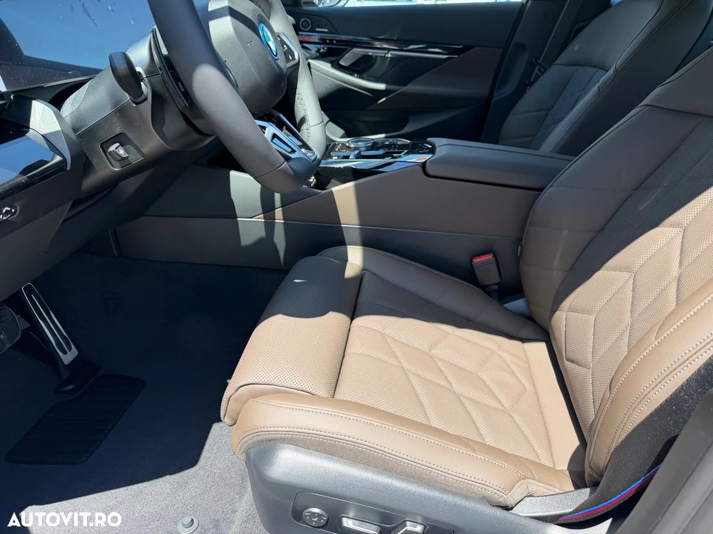 BMW i5 eDrive40 - 12