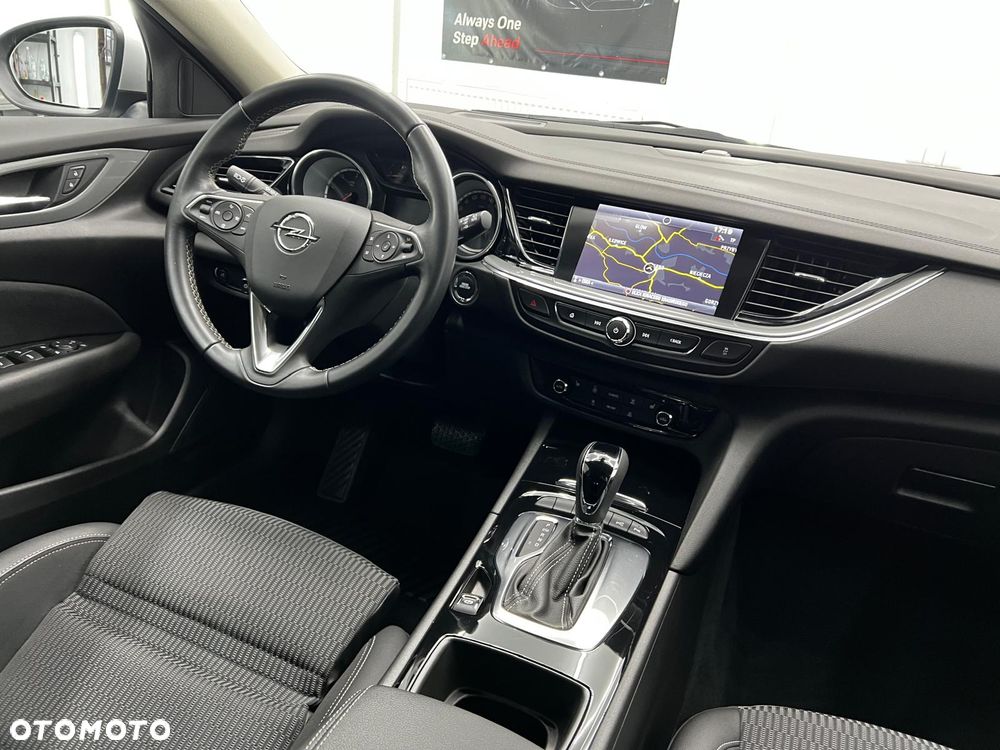 Opel Insignia - 27