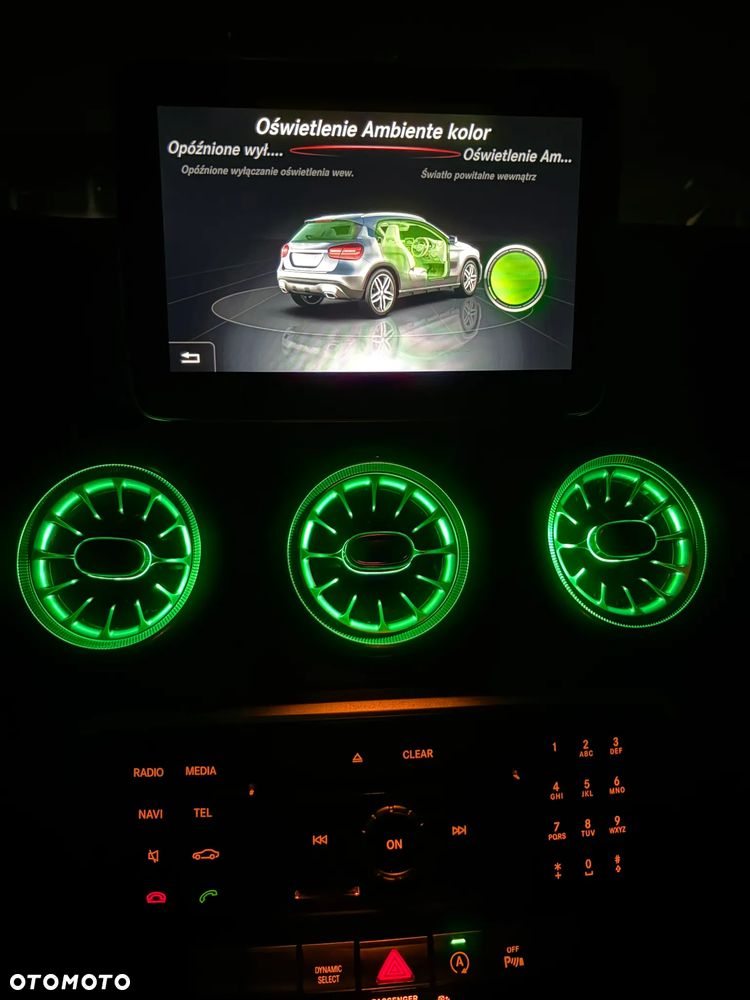 Mercedes-Benz GLA 180 d 7G-DCT - 8