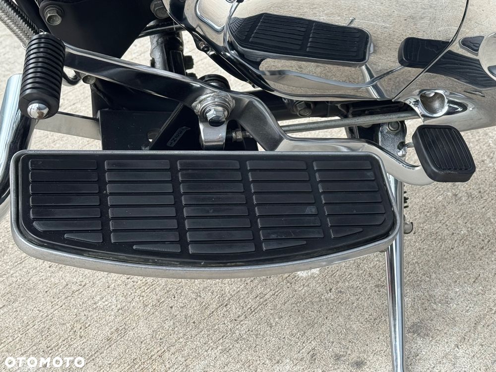 Suzuki VL 1500 Intruder LC - Boulevard C90 - 22