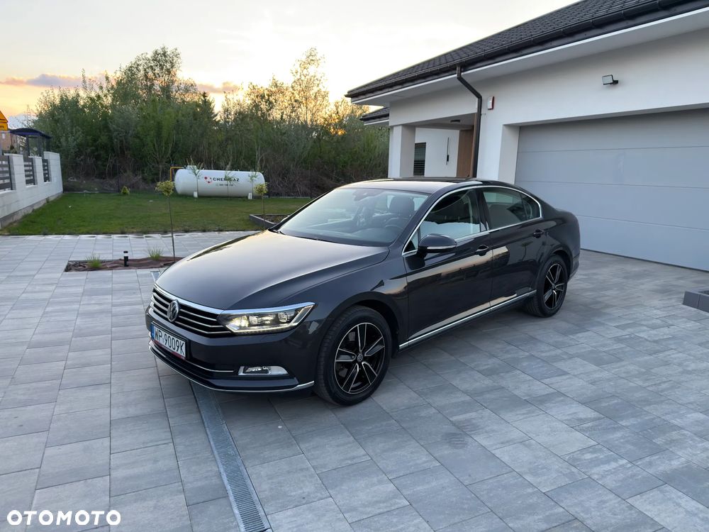 Volkswagen Passat 1.8 TSI BMT Highline - 1