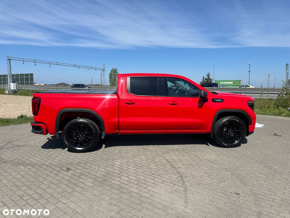 GMC Sierra - 2