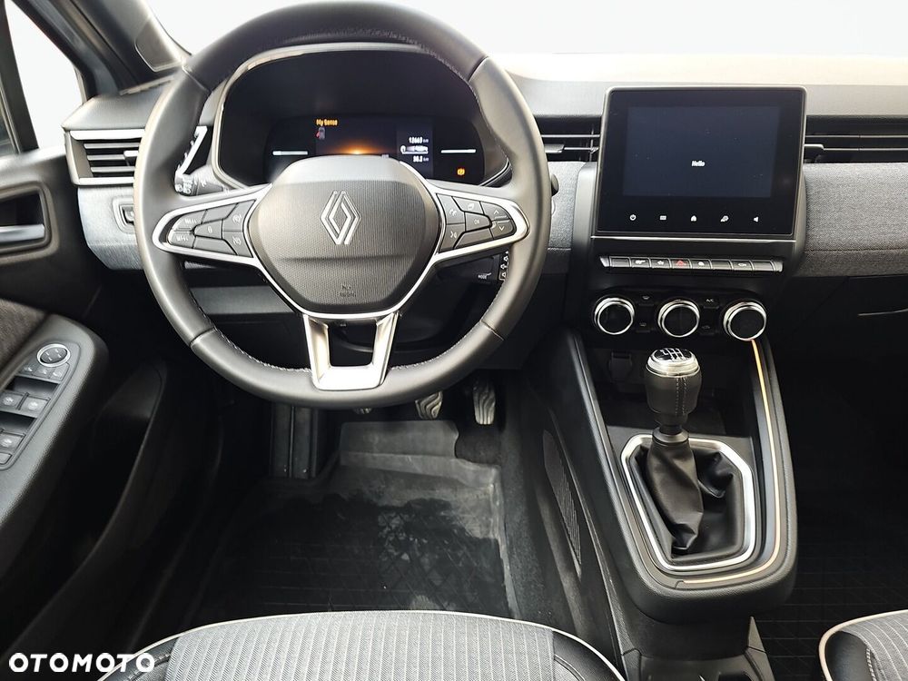 Renault Clio - 16