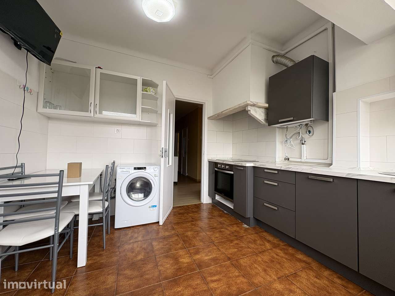 Quarto duplo para Arrendamento – Setúbal | Avenida Jaime Cortesão - Grande imagem: 5/12