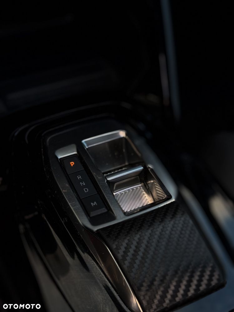 Peugeot 2008 1.2 PureTech GT Line S&S EAT8 - 27