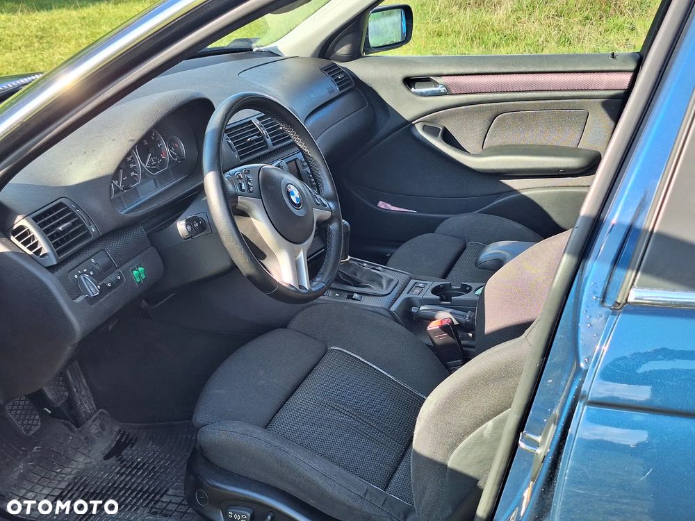 BMW Seria 3 330xi - 5