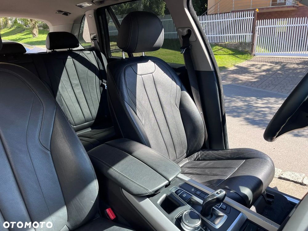BMW X5 xDrive25d - 16