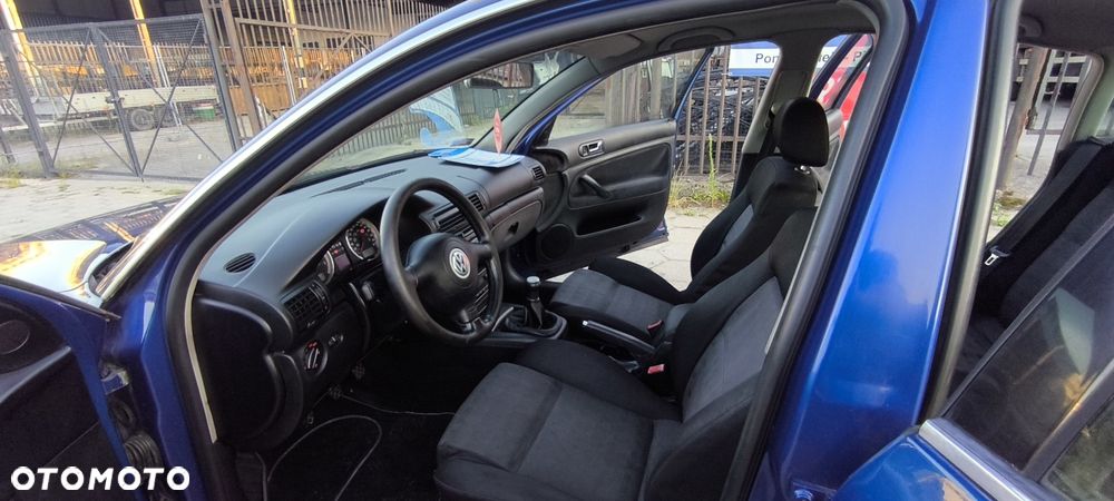 Volkswagen Passat - 8