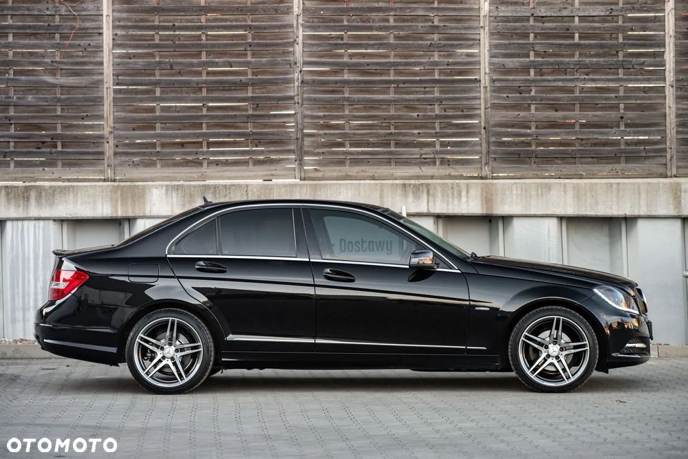 Mercedes-Benz Klasa C 220 CDI BlueEff 4-Matic Avantgarde - 5
