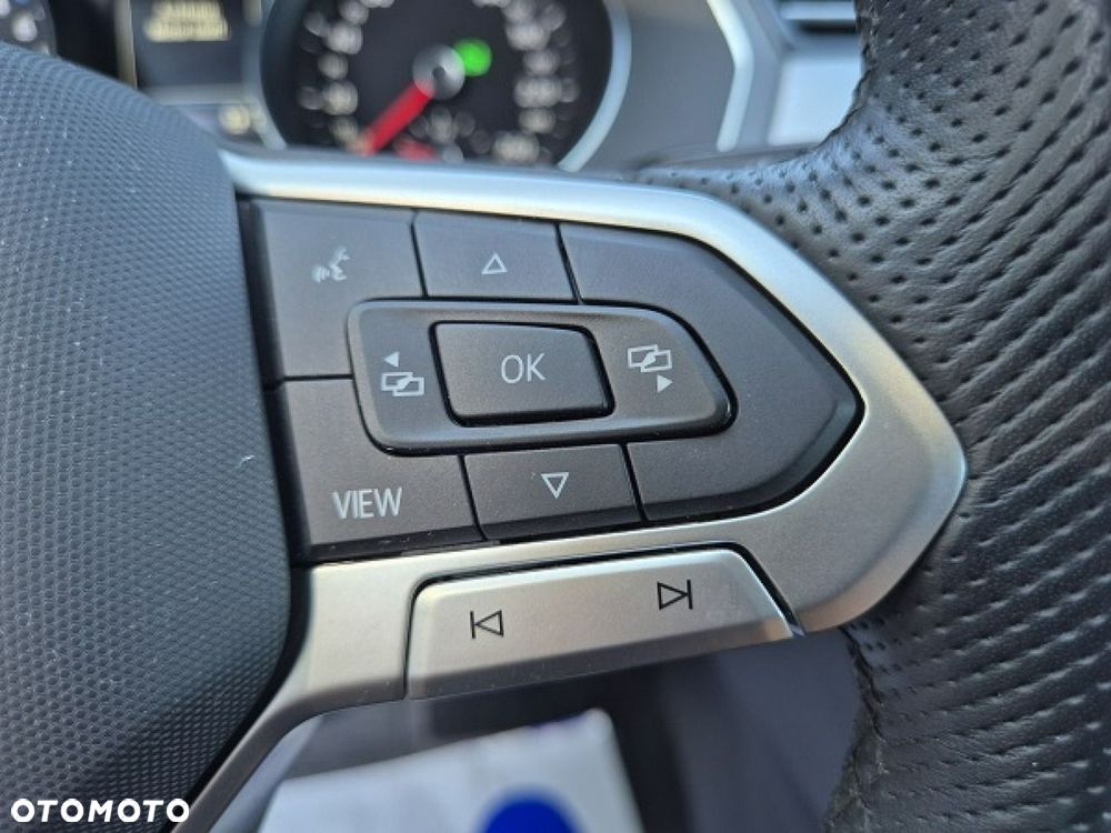 Volkswagen Passat - 29