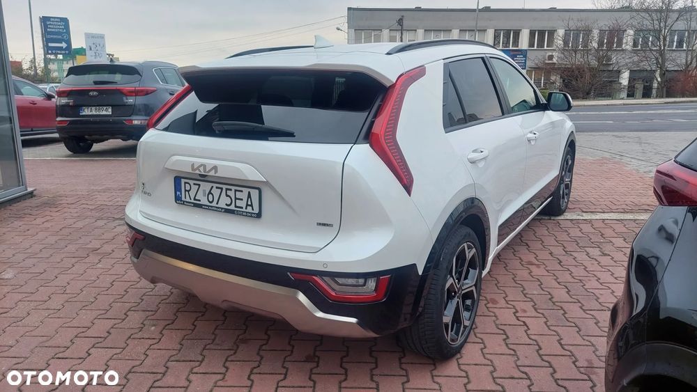 Kia Niro 1.6 GDI Hybrid Business Line - 4