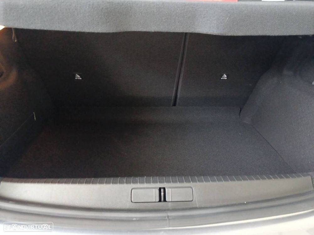 Peugeot 208 1.2 PureTech Active Pack - 6