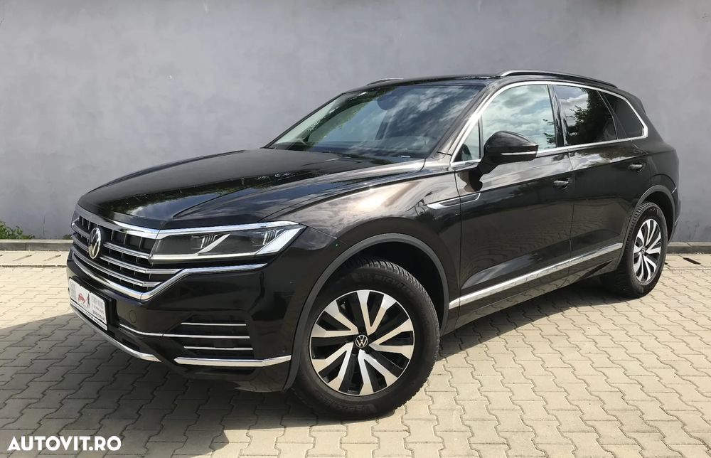Volkswagen Touareg V6 TDI 4MOTION Elegance - 2