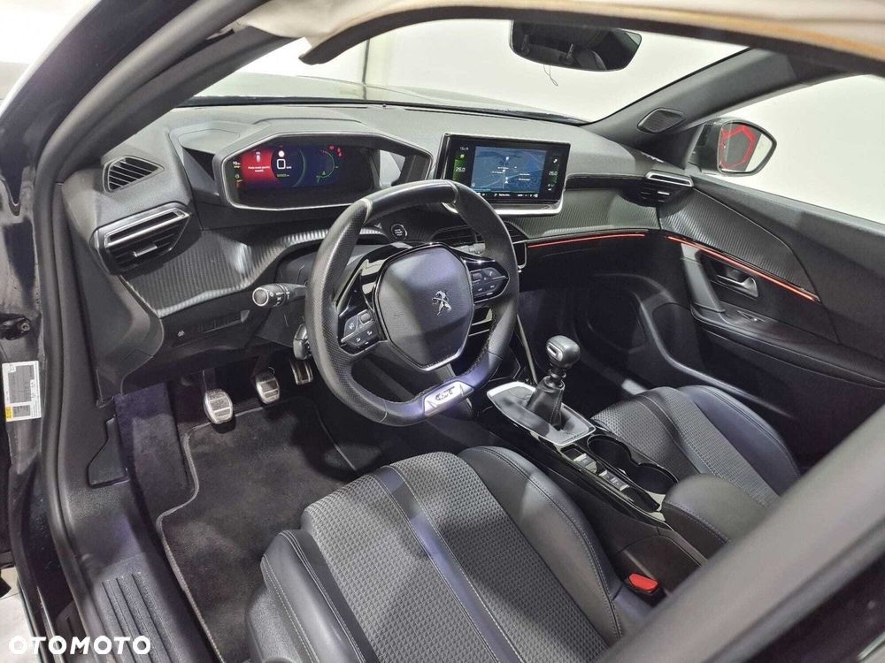 Peugeot 2008 - 29