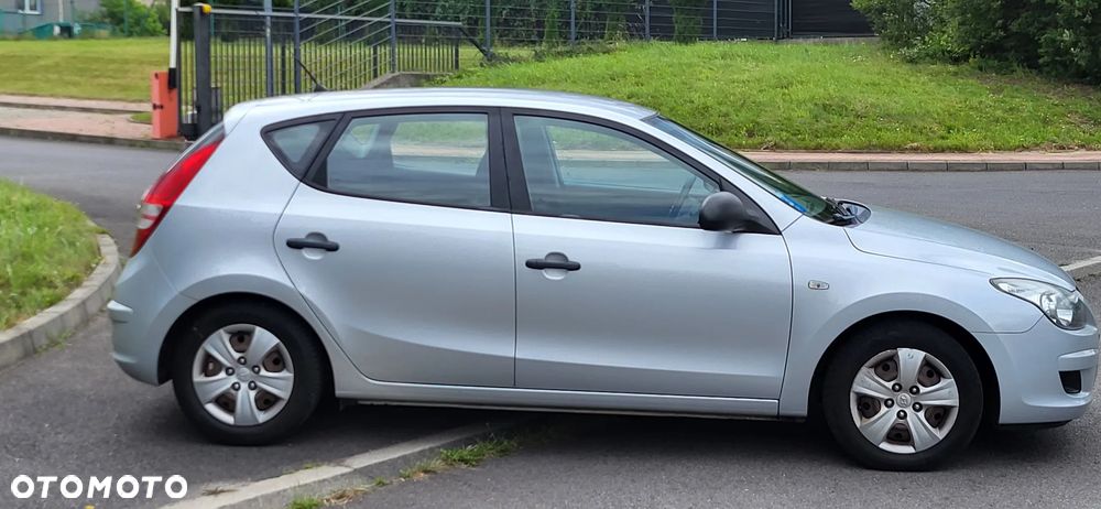 Hyundai i30 1.4 Blue Classic - 4