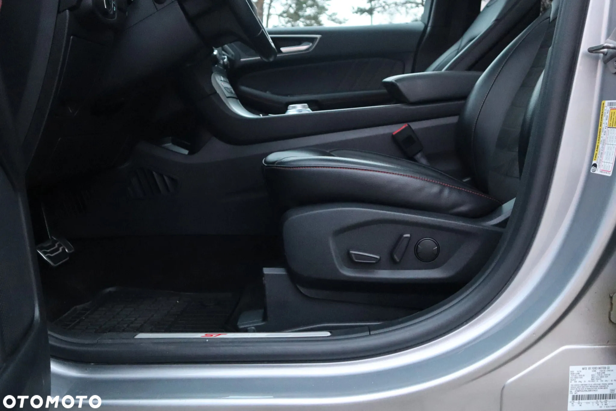 Ford Edge - 30
