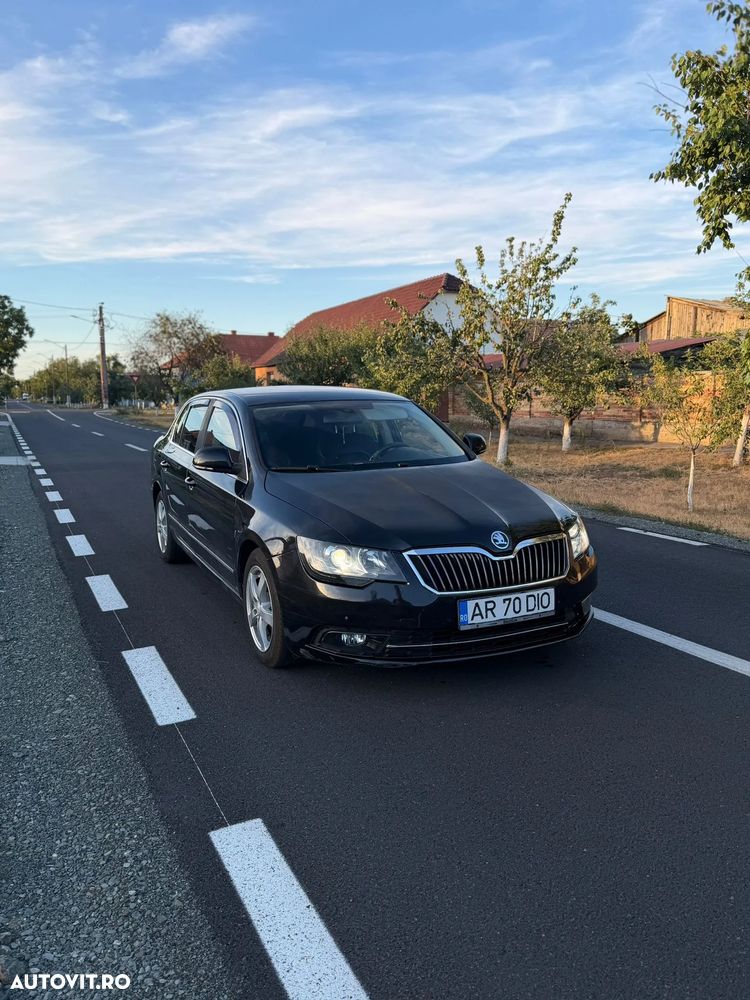 Skoda Superb 2.0 TDI DSG Style - 2