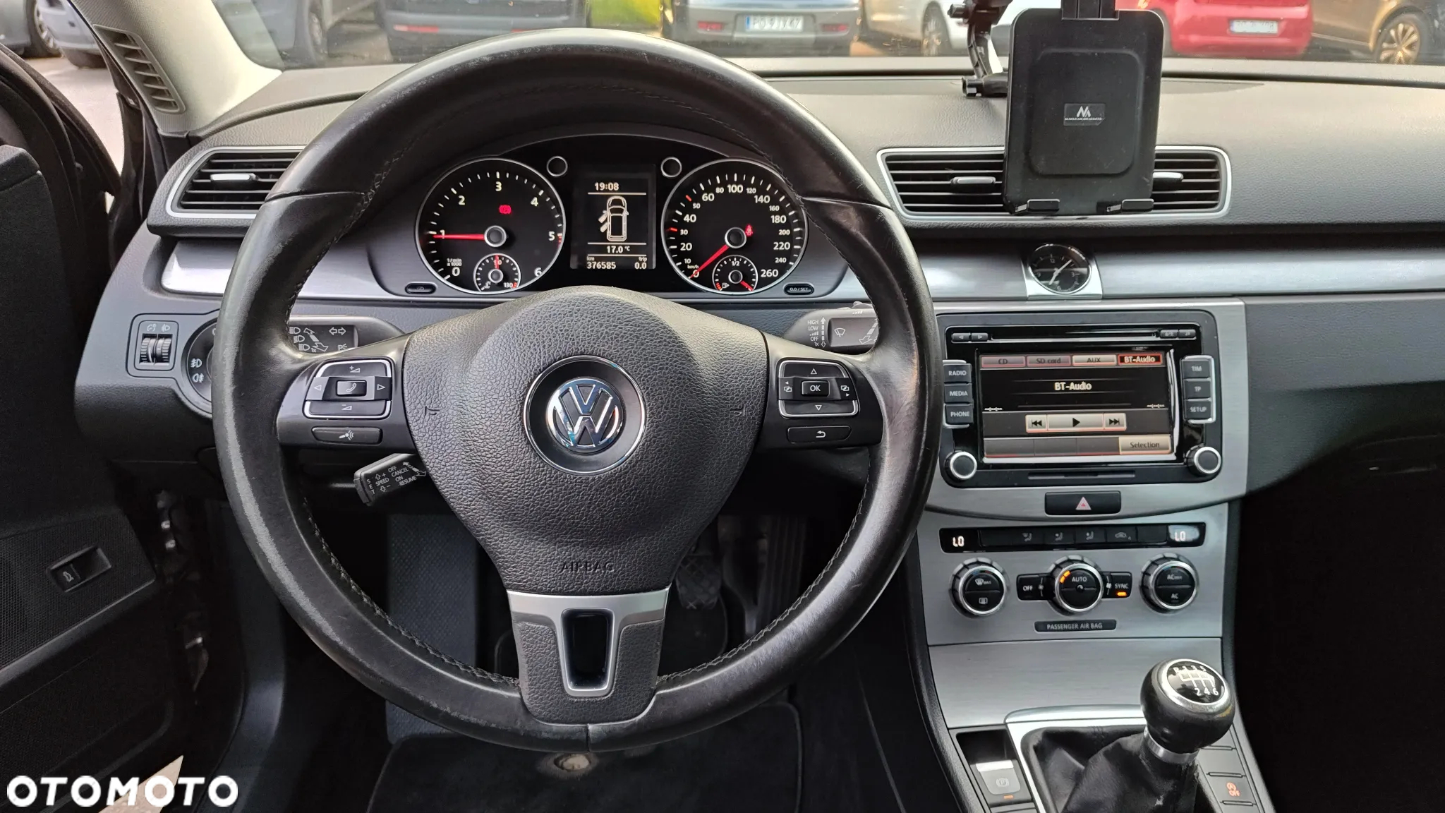 Volkswagen Passat 2.0 TDI DPF Comfortline - 40