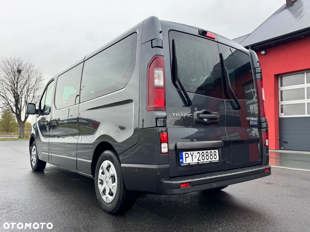 Renault Trafic SpaceClass 2.0 dCi - 4