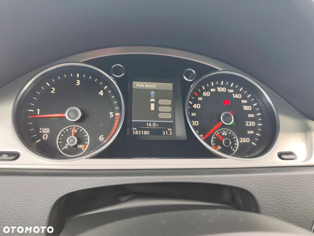Volkswagen Passat 2.0 TDI DPF DSG 4Motion Highline - 30