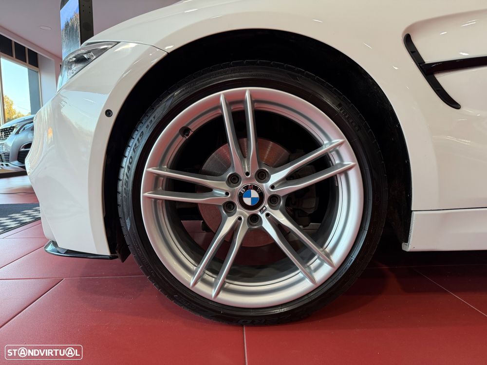 BMW 320 d xDrive Sport Line - 7