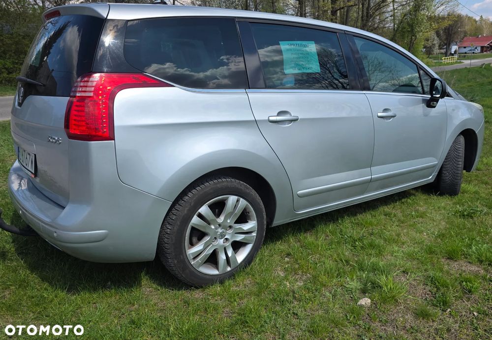 Peugeot 5008 155 THP Premium - 6