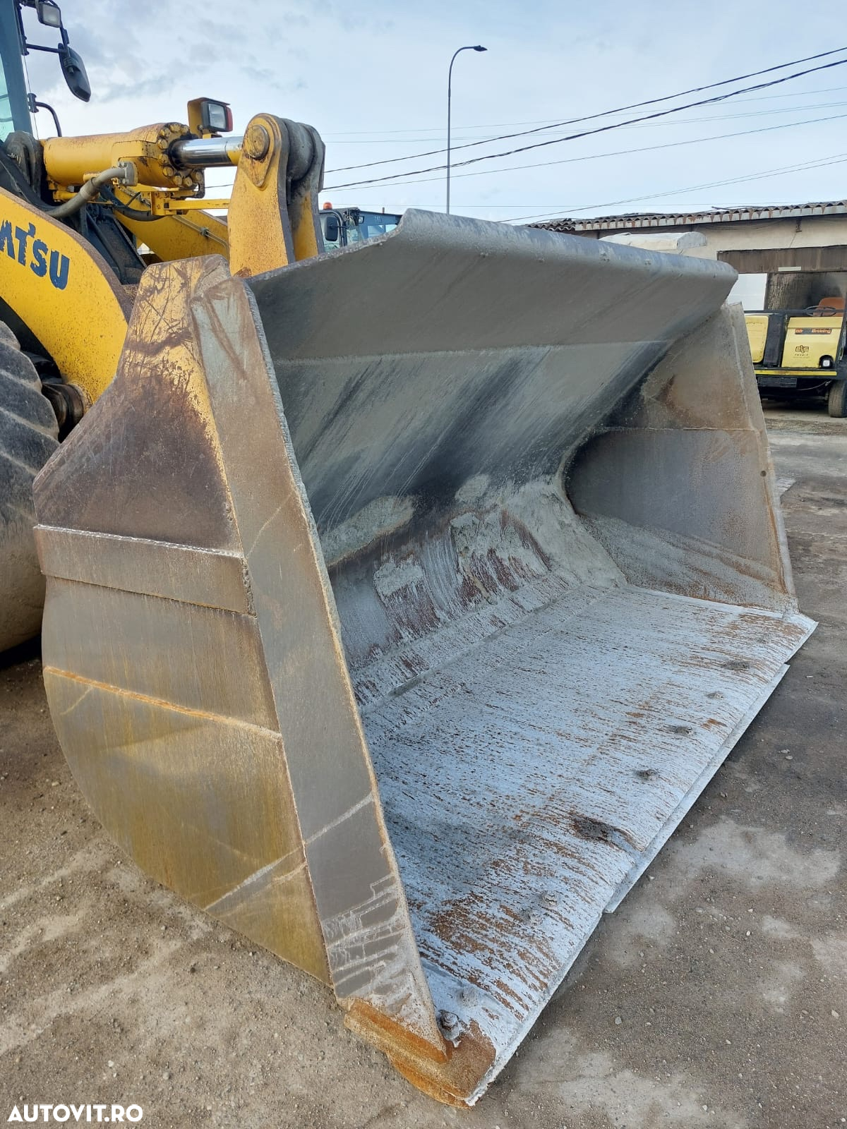 Komatsu WA480 - 18