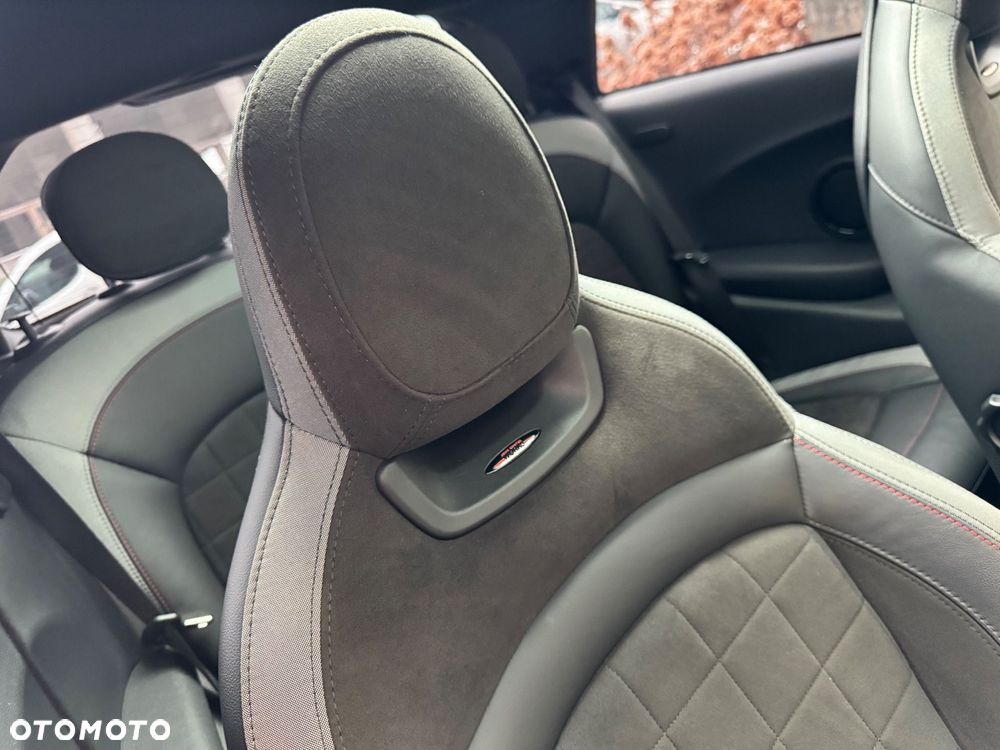 MINI John Cooper Works - 9