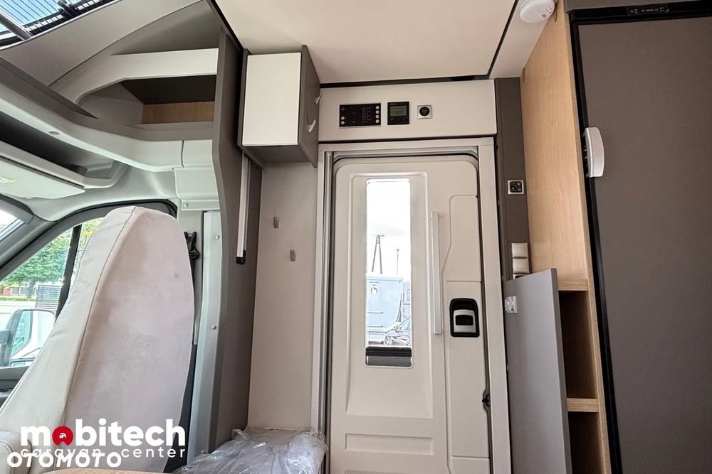 LMC TOURER H 664 G SUPER OKAZJA - 16