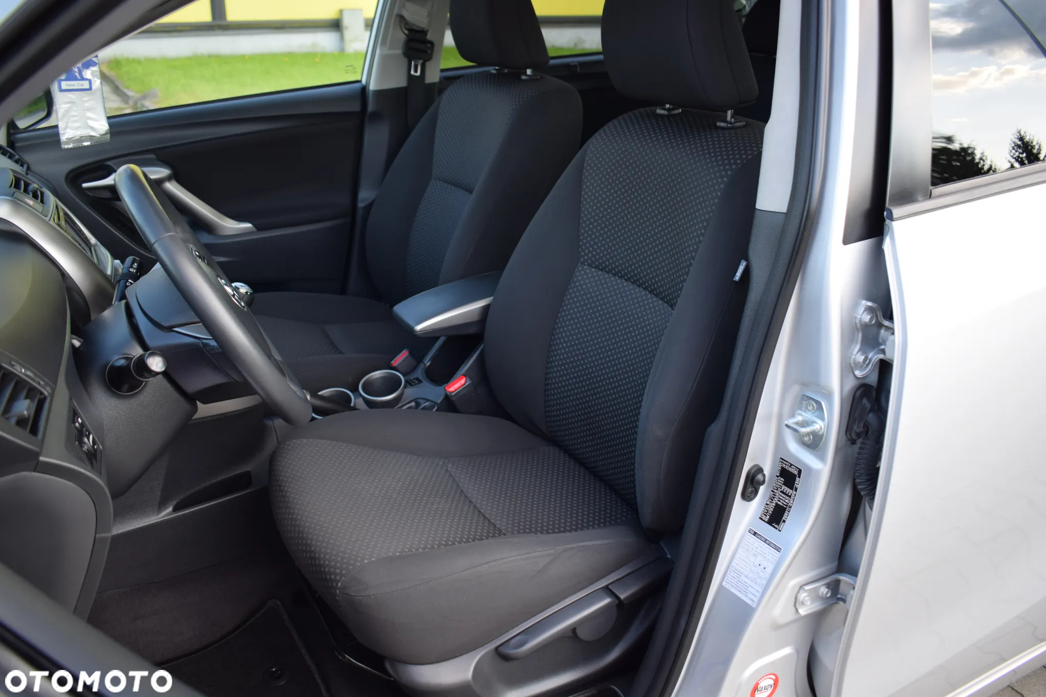 Toyota Verso 1.8 Sol plus 7os - 21