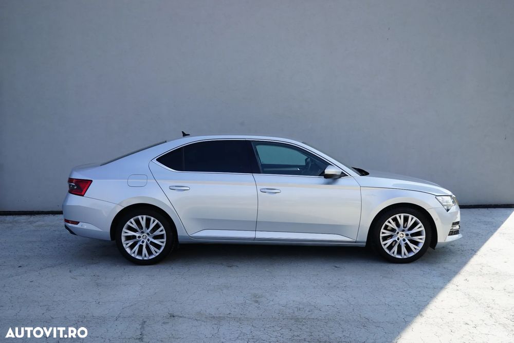 Skoda Superb 2.0 TDI DSG 4X4 Laurin & Klement - 7