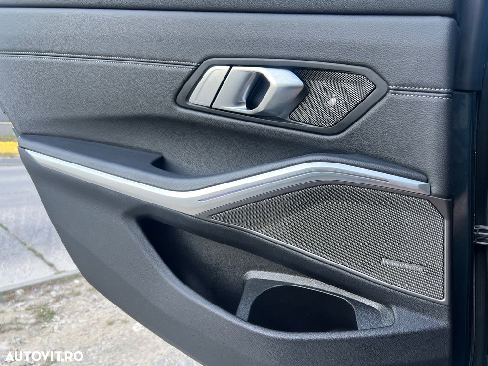 BMW Seria 3 - 17