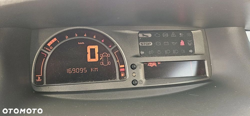 Renault Modus 1.6 16V Privilege - 28