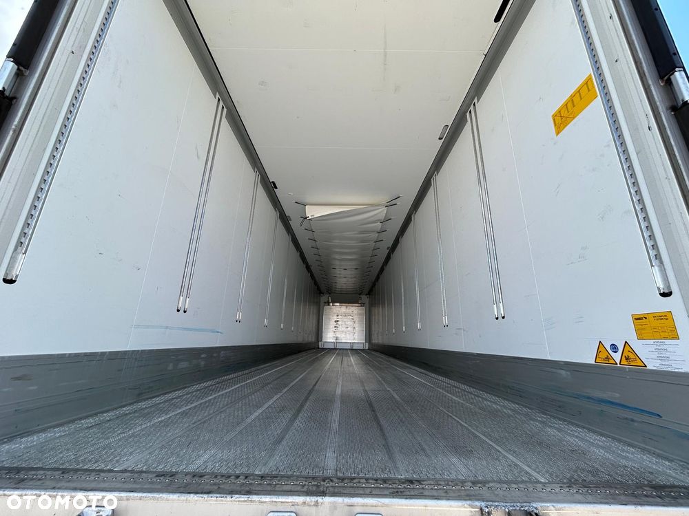Schmitz Cargobull ThermoKing SLXi300; DOST; Uchwyty promowe, Paleciara - 11