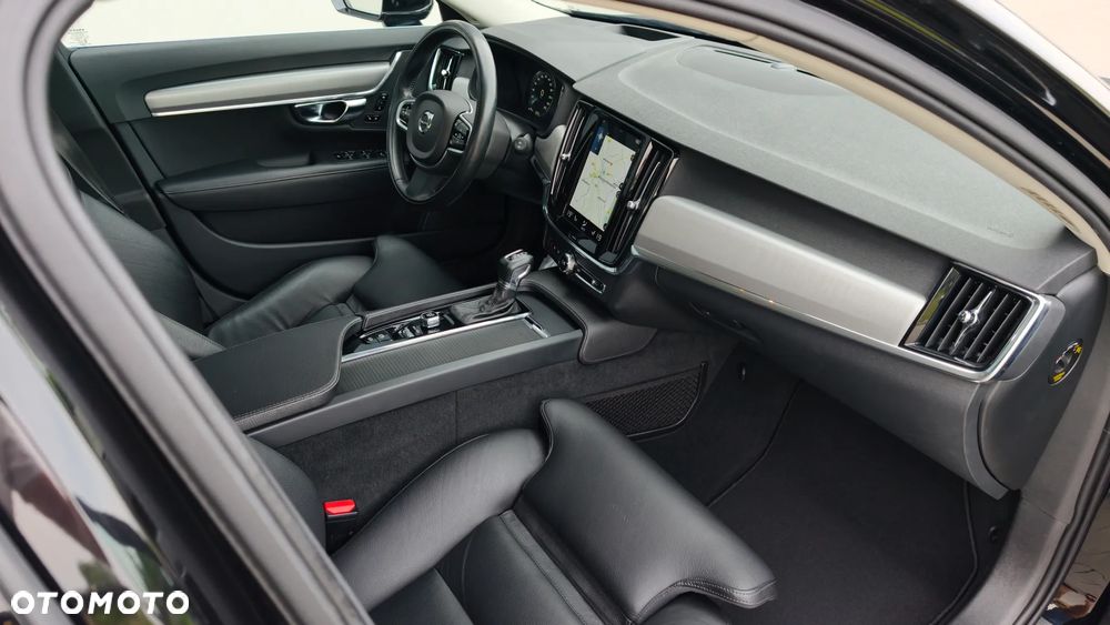 Volvo V90 D4 Geartronic Momentum Pro - 16