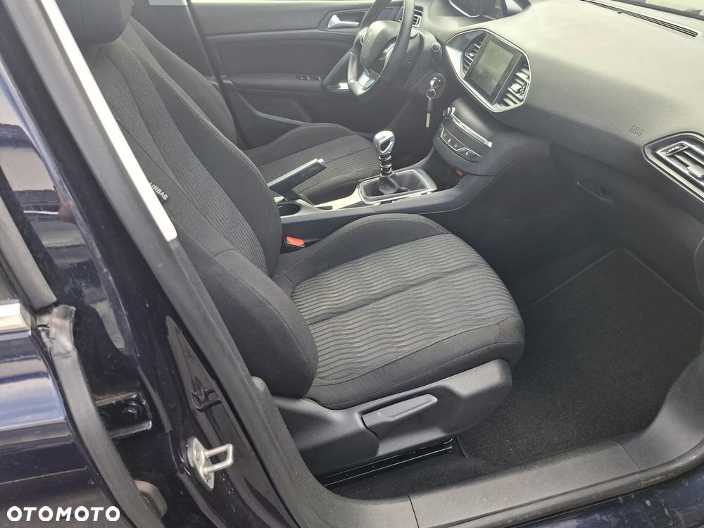 Peugeot 308 1.6 e-HDi Access S&S - 14