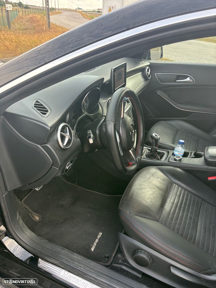 Mercedes-Benz CLA 180 d Shooting Brake AMG Line - 5