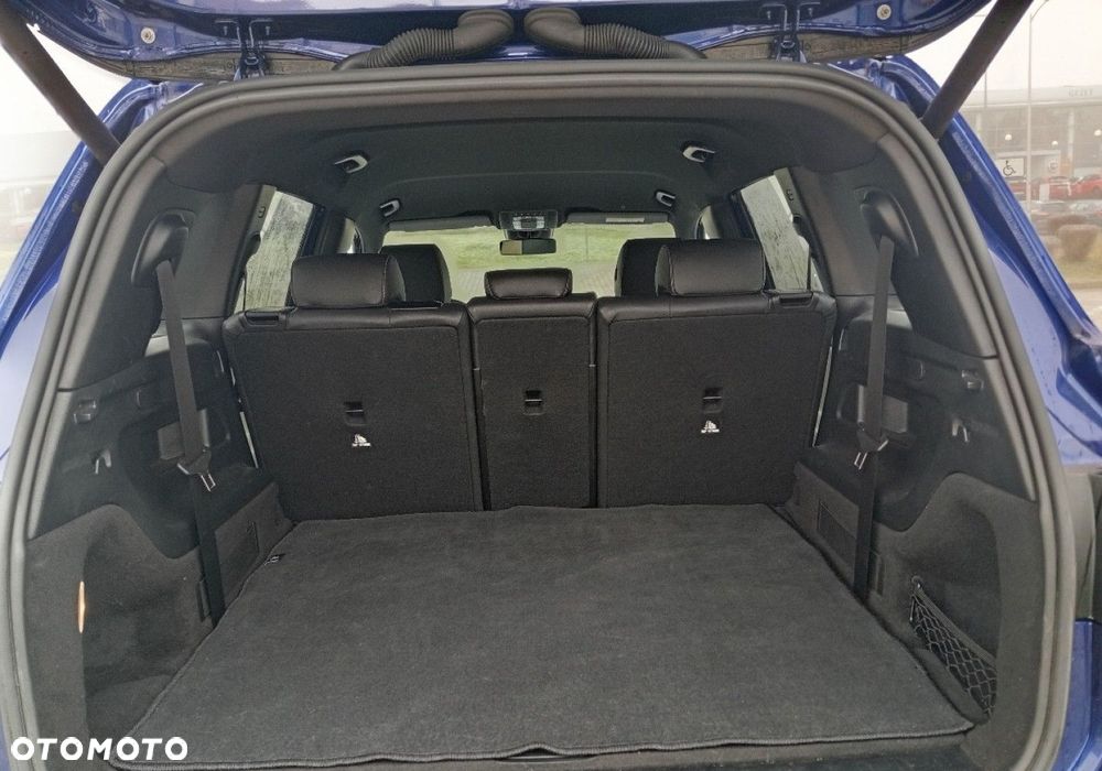 Mercedes-Benz GLB - 13