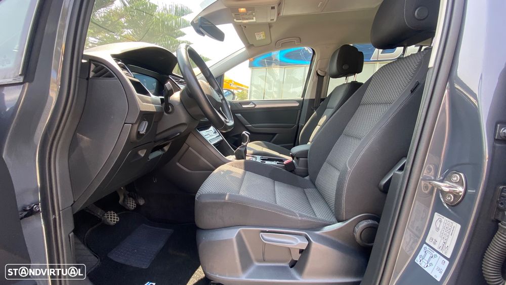 VW Touran 1.5 TSI Confortline - 23