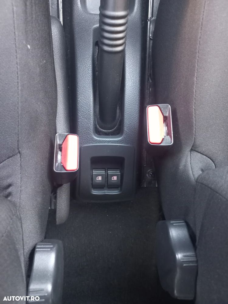 Dacia Sandero 0.9 Stepway - 12