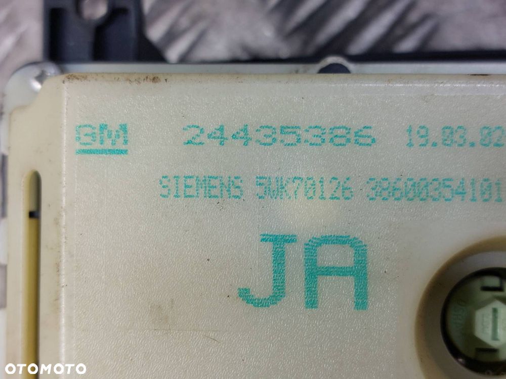 LICZNIK ZEGARY + WYŚWIETLACZ OMEGA B FL LIFT 2.2 16V 09228408AA 24435386 - 4