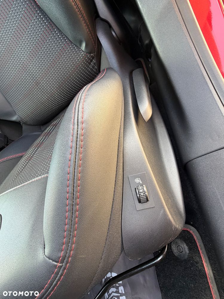 Peugeot 2008 PureTech 130 Stop&Start GT-Line Edition - 17