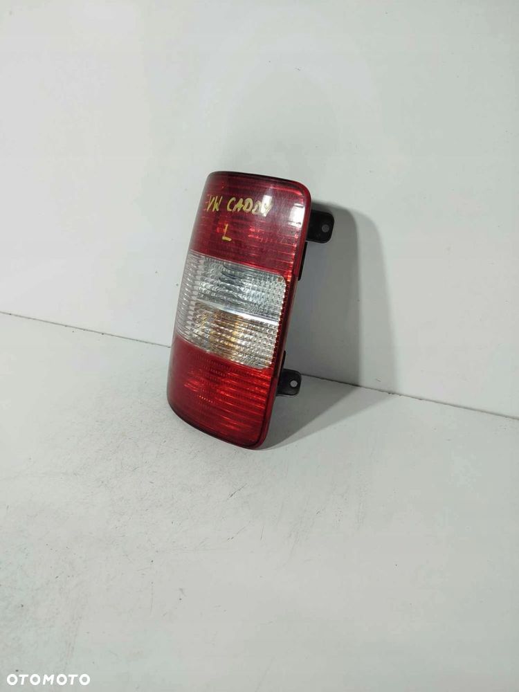 LAMPA LEWA TYŁ TYLNA VW VOLKSWAGEN CADDY III 04-10 2K0945257A - 2