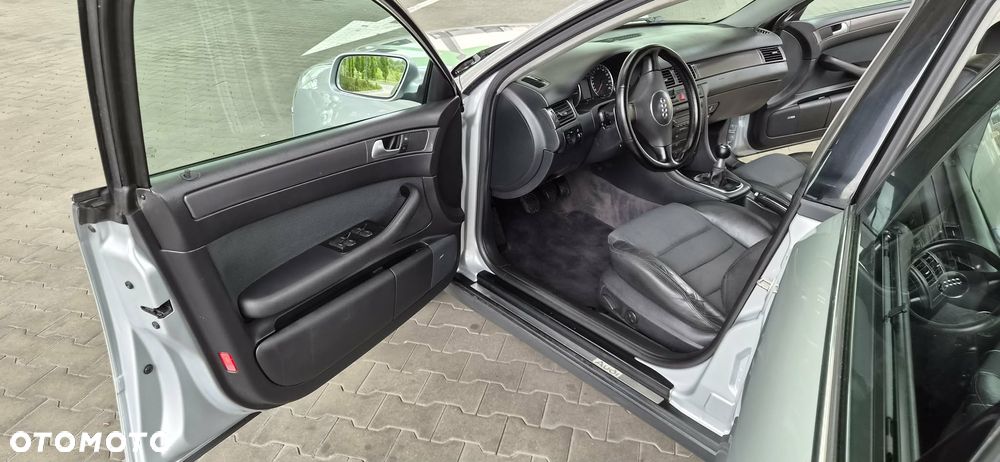 Audi A6 Avant - 10