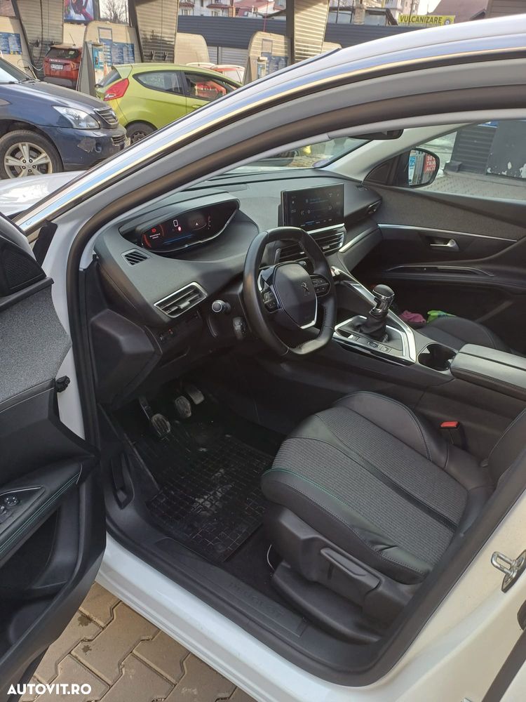 Peugeot 3008 - 3