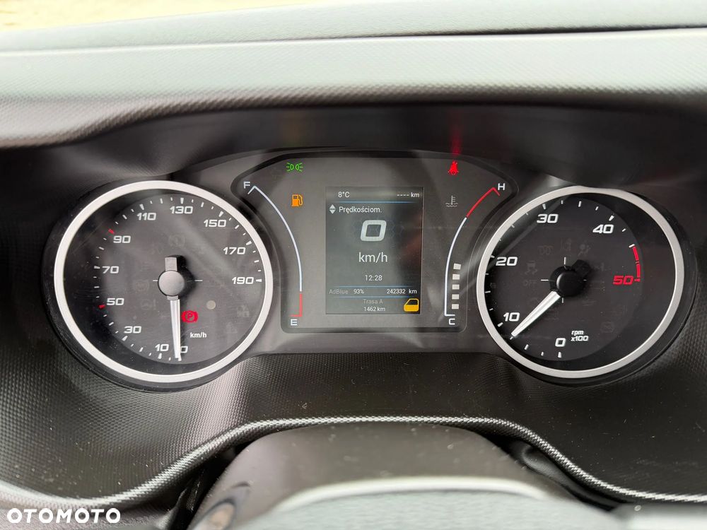 Iveco Daily 35S140, 2.3 140KM, Zadbany - 29