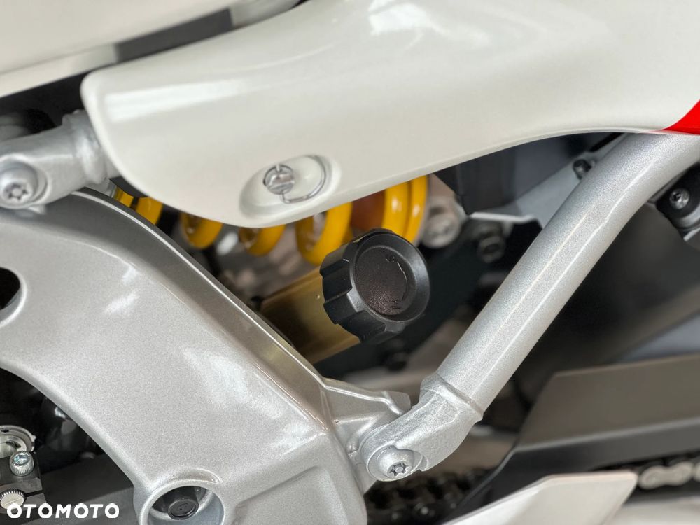Yamaha XSR - 12