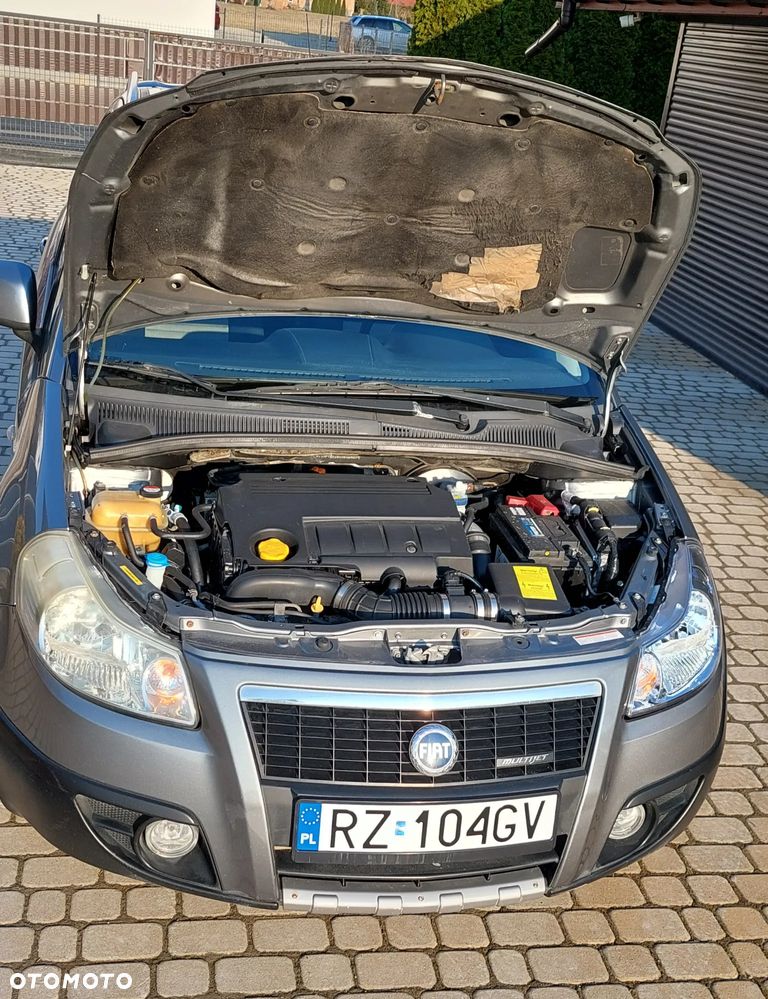 Fiat Sedici - 8