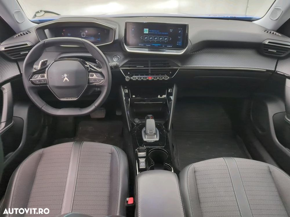 Peugeot 2008 1.2 L PureTech STT EAT8 Allure - 3